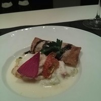 Restaurant MAEKAWA - 雲子の春巻(？)と赤座えびのクリームソース