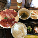 Yakiniku Tonri - 