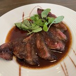 セディータ - Cセットのステーキ
