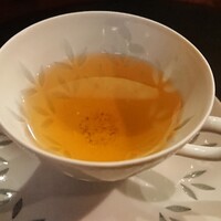 cenci - 胃腸を活性化するハーブティー。今回はベトナムのロータスティーですと。