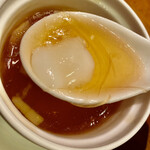 Shinsenkaku - スープの底に卵白が