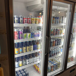 WEDGE BOTTLE SHOP & PIZZA - 