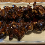 うな新 - 鰻 肝焼き 420円、これもこの値段には頭が下がる。もちろん肝も新鮮で食感もよい。