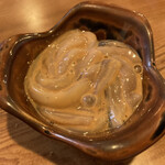 うな新 - いかの塩辛430円、たっぷり入ってる。