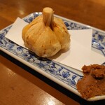 ロペ倶楽部 和食レストラン - ニンニク揚げ