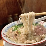 男そば 連獅子 - 牛スジと牛骨の塩そば(限定ラーメン) 