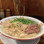 男そば 連獅子 - 牛スジと牛骨の塩そば(限定ラーメン) 