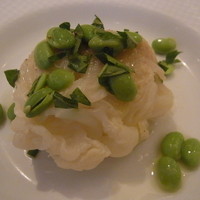 レストラン アラジン - ホタテ貝とセップ茸のチリメンキャベツ包み蒸し