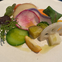 ラ・ボンヌターブル - 