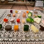 白金シェ・トモ　ナチュラル キュイジーヌ