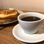 カフェ ヒラナガ - 料理写真:コーヒーとホットケーキ