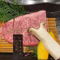 近江牛専門店 万葉 まえだ亭 - 