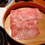 瀬里奈 - 北海道産の特選牛サーロインのしゃぶしゃぶ肉・その５です。