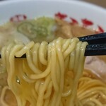 旭川ラーメン ななし - ななし正油～麺リフト