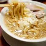 杭州飯店 - 本物：燕背脂ラーメン