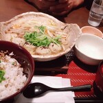 Ootoya - 黒しょうがと鶏つくねの和風土鍋定食950円が半額475円（税込）＆生ビール290円（税込）