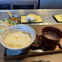 鉄板和食とワイン 萬鉄 - 