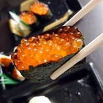 Chiyoda Sushi - イクラだ～、(^q^)  美味しいなぁ♪