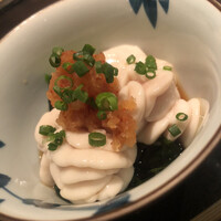 並木橋なかむら - 鮟肝ポン酢。手間なはずなのに、一人前を二つの小鉢に分けてくださいました