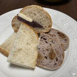 はなひな - ライ麦食パン、あんバターと他のパン屋さんのカンパーニュ