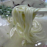 ラーメン力 - 麺は細麺。このｽｰﾌﾟなら脇役だ！