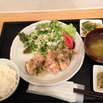 しましまカフェ - 鶏の唐揚げネギ塩ダレ