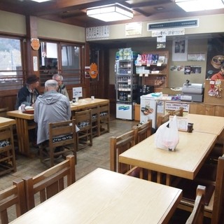 峠の釜めし本舗 おぎのや_2