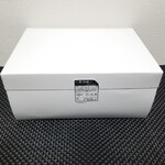 Patisserie Ravi,e relier - ケーキボックス