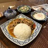 シィータイ - Aセットの鶏とバジル炒めご飯1068円