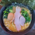 ラーメン 杉田家 - ラーメン並＋のり・青菜増し