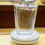 魚三酒場 - ぬるさがまたヨシ