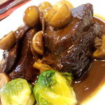 清加和 - 牛ほほ肉のワイン煮