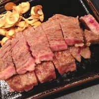 ステーキハウス あづま - サーロインステーキ200g。本日は、佐賀牛を使用