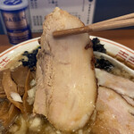 自家製手もみ麺 鈴ノ木 - バラチャーシュー(背脂煮干し)