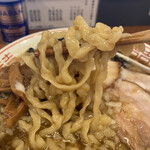 自家製手もみ麺 鈴ノ木 - 麺リフト(背脂煮干し)