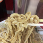 ラーメン二郎 - ややデロ麺