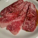 焼肉べこ六王道 - 和牛カルビ