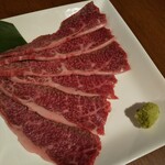 焼肉べこ六王道 - 和牛ブリスケ