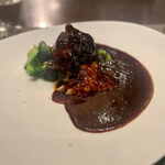 キャトルラパン - 牛頬肉の煮込み