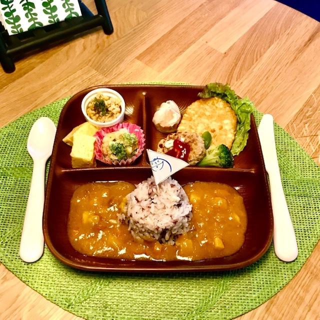 AHAHA CONSTRUCTION CAFE&BAR（アハハ コンストラクション カフェアンドバー） - 連坊（カフェ）の写真