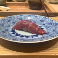 肉割烹 上 - 