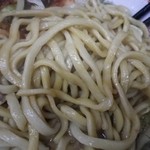 ラーメン二郎 - 麺のアップ、天地返し