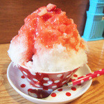 ねいろ屋 - 2012/12/24のクリスマス氷(900円)