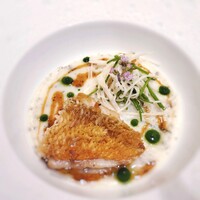 ラトリエ ドゥ ジョエル・ロブション - 甘鯛 香ばしく鱗焼きにして根セロリのクーリをアクセントに