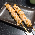 三酉屋 - 鶏のハラミ串@165円