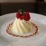 コーヒーパーラー ヒルトップ - 伝統のババロア