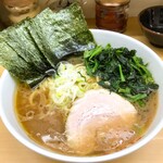 横浜ラーメン 町田家 - 