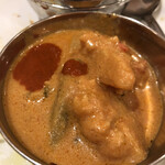 マントラ - 中辛カレーに辛口ソース追加