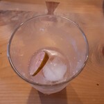 食堂カウ - 氷はまん丸1個