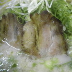 Ramen Icchoku - アップ♪クリーミーな豚骨で凄くlightな感じです。